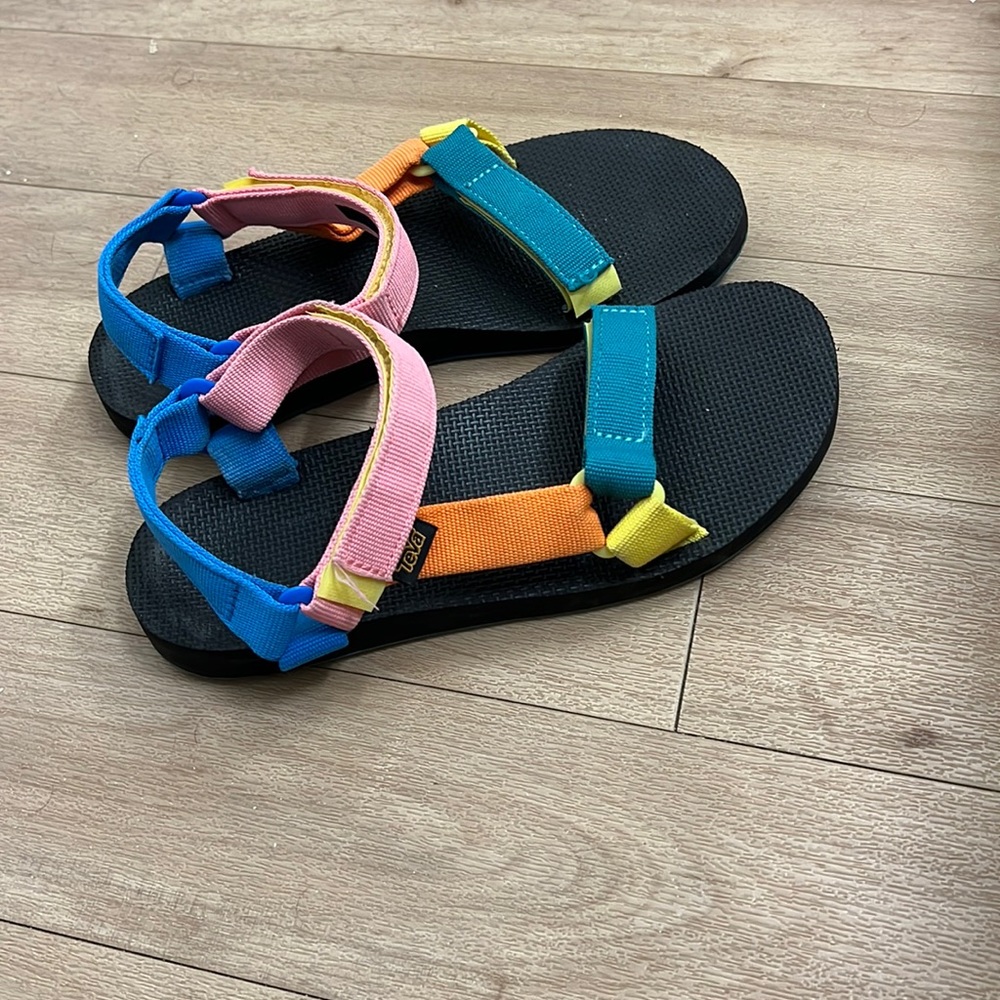 Color block Tevas